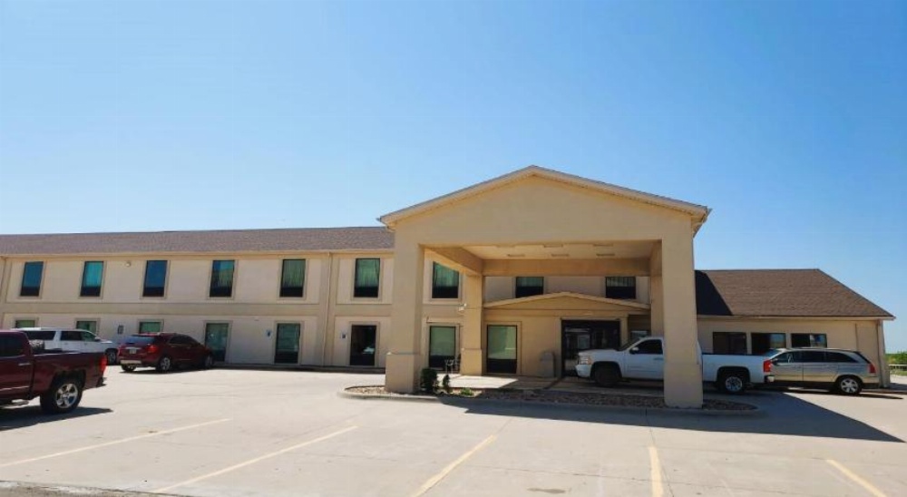 McPherson Inn By OYO, I-135 Image 36